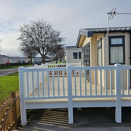 208 Holiday Resort Unity Brean 6 Berth Passes Optional No Pets Exterior photo